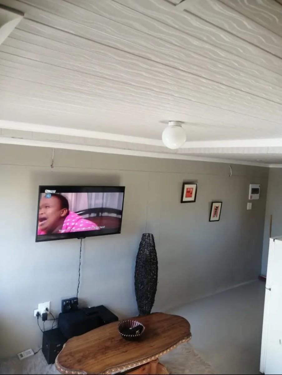 House For Sale in Forest Village, Eersterivier