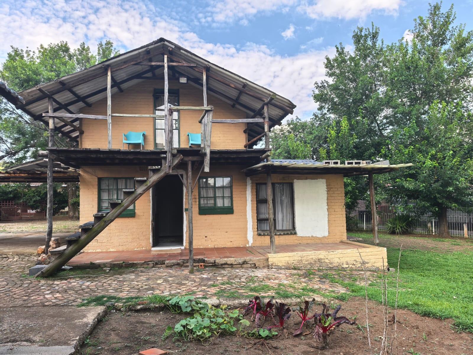 Cottage to rent in Southfork Estate