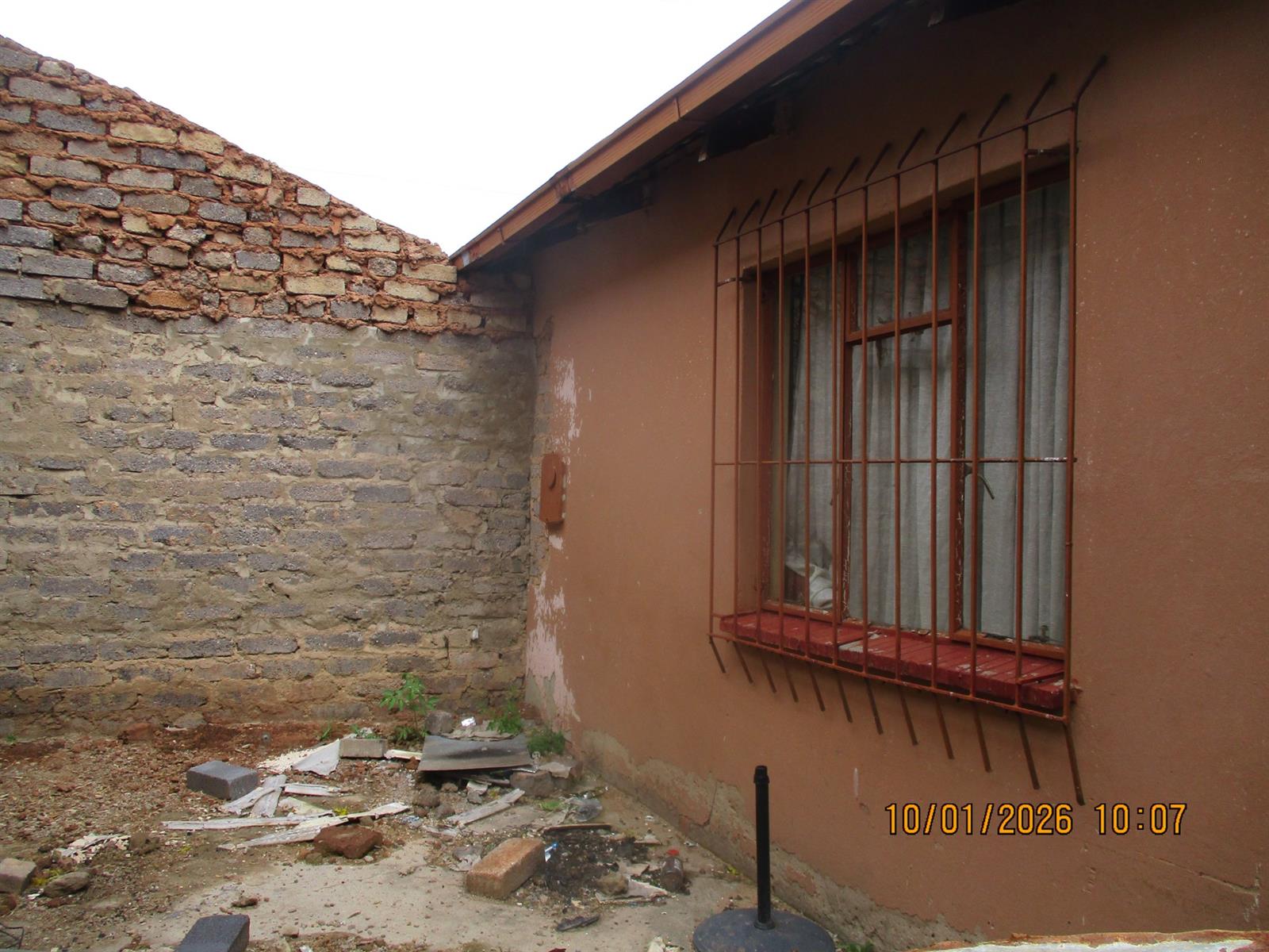 House For Sale in Hospital View, Tembisa