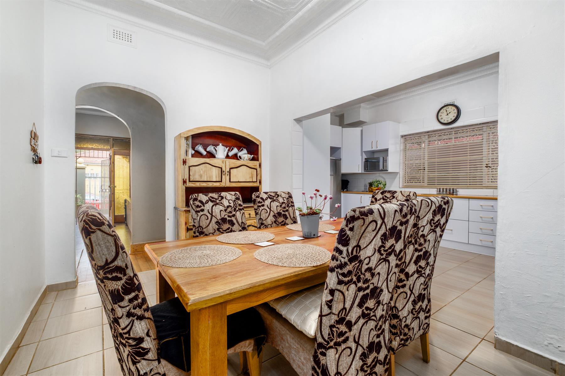 House for sale in Newlands, Johannesburg, 280 m²