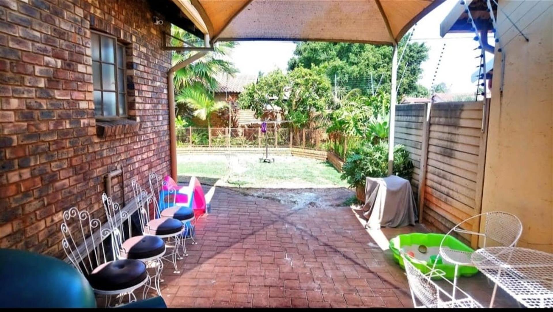 Beautiful spacious 3 bedroom, 2 bathroom, study, entertainment room, garages and carport for sale
