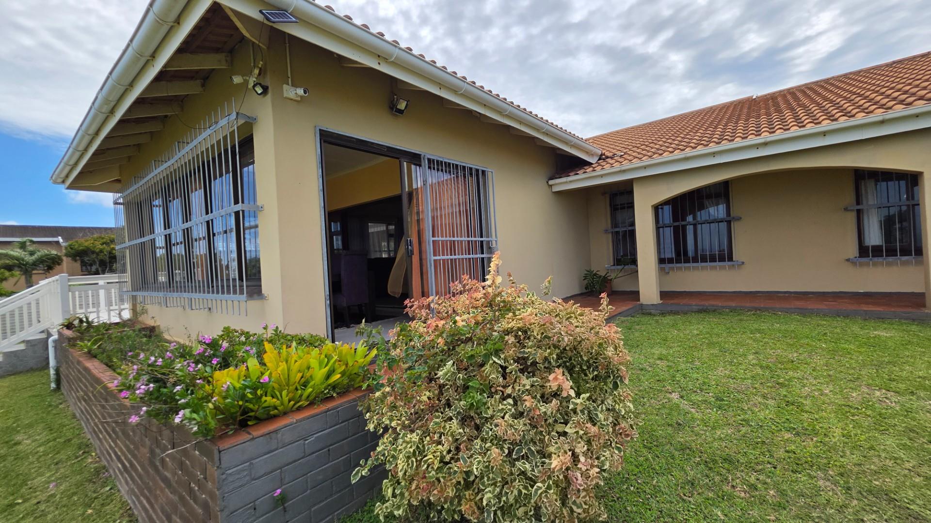 Spacious Home For Sale in Uvongo, Margate, KwaZulu Natal