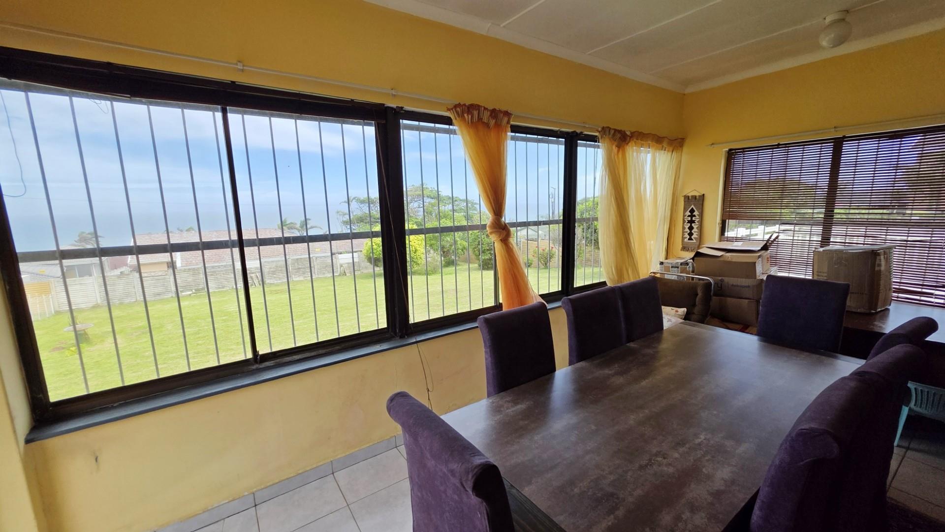 Spacious Home For Sale in Uvongo, Margate, KwaZulu Natal