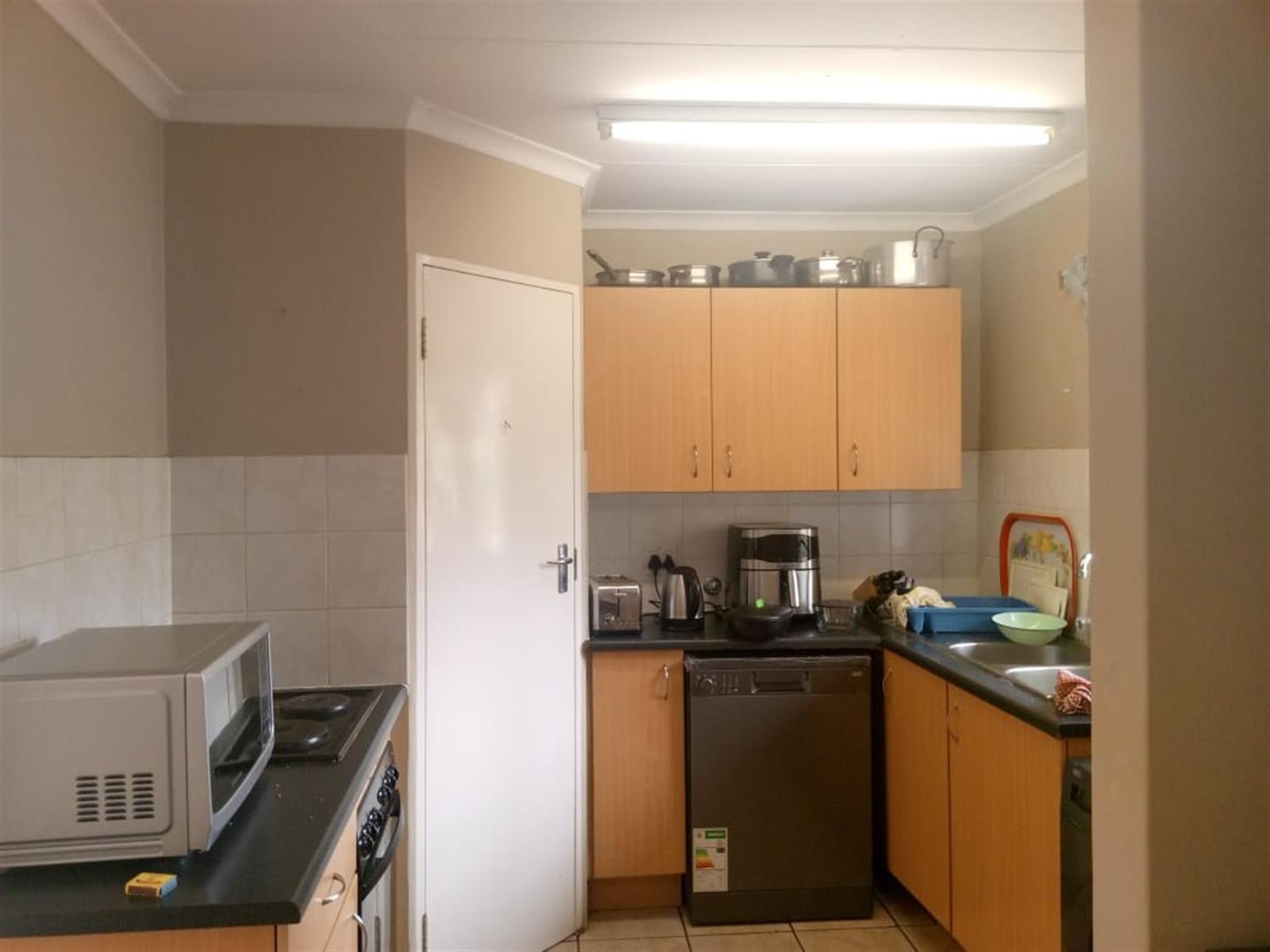 House For Sale in Equestria, Pretoria