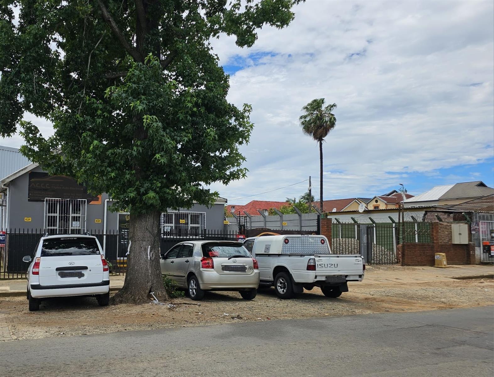 Business Ready Premises with Workshop Infrastructure in Central Pietermaritzburg