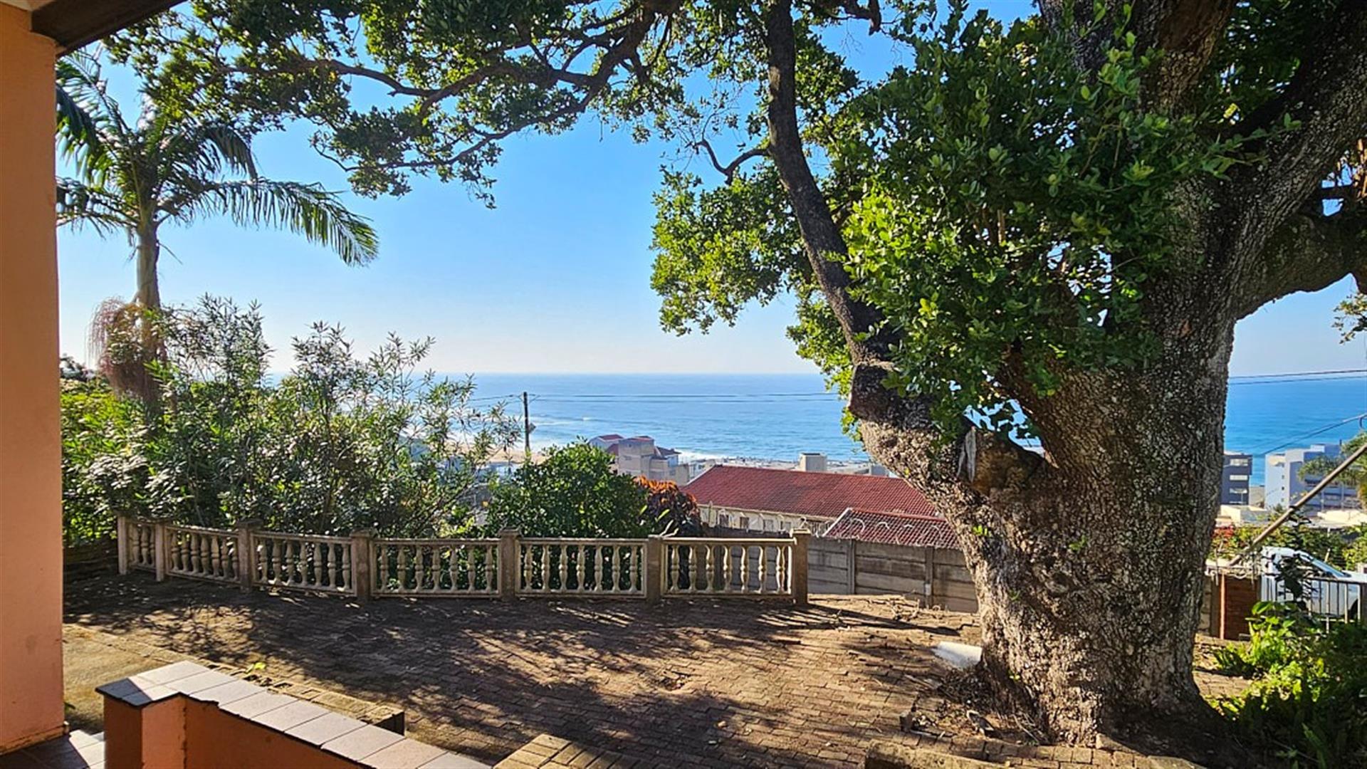 House with SEA VIEWS For Sale in Margate, KwaZulu Natal