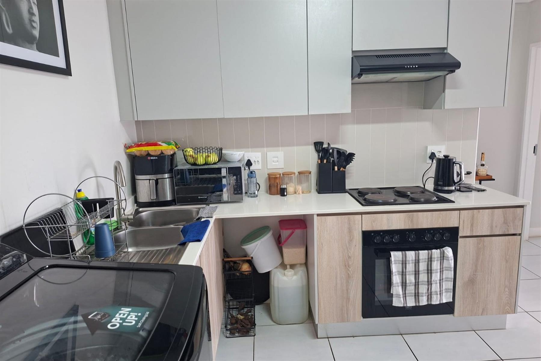 Modern Ground-Floor 3 Bedroom Apartment in Greenkloof Eco Estate - Option of Reduced Transfer Costs