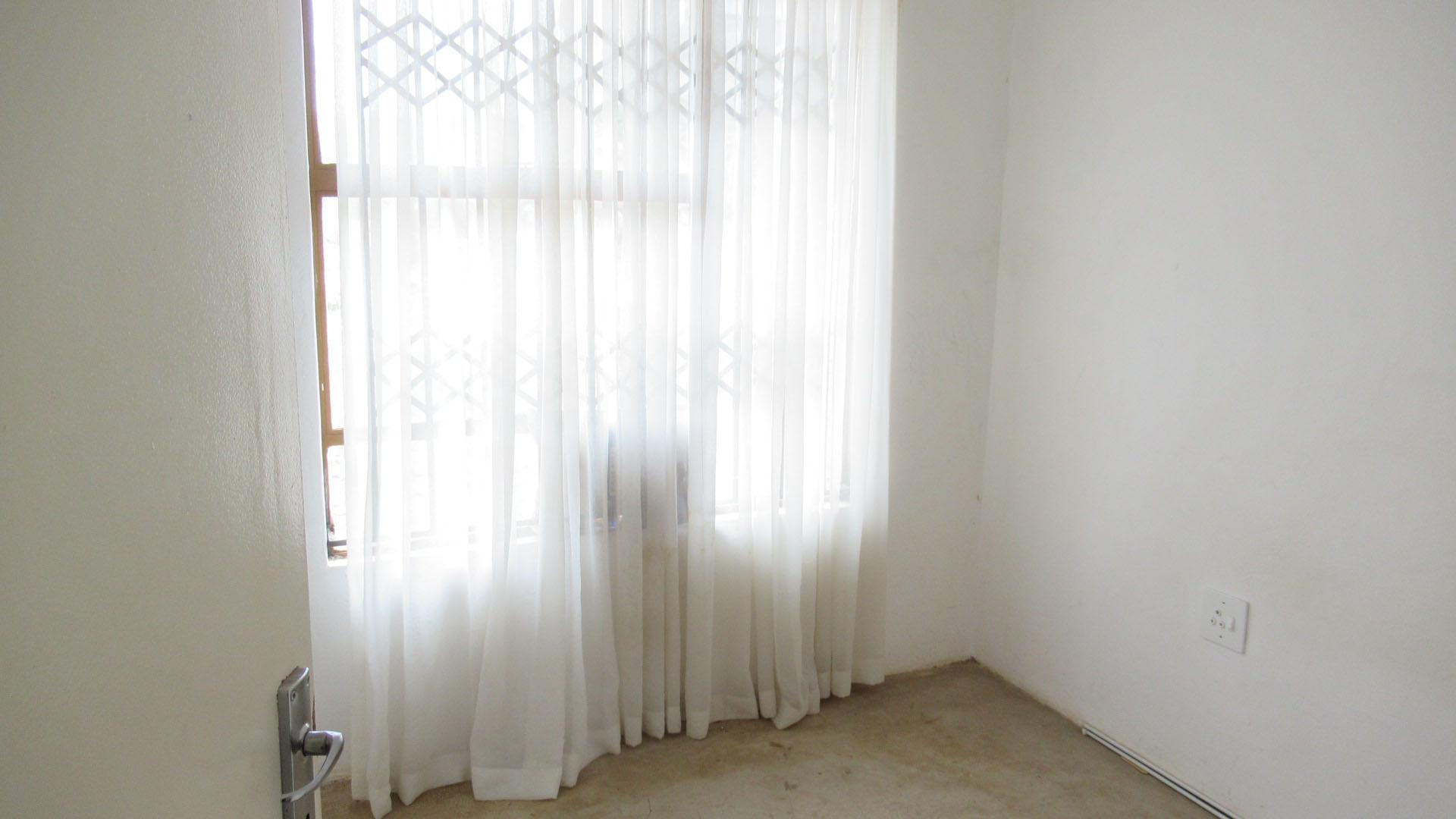 House For Sale in Lenasia South, Johannesburg