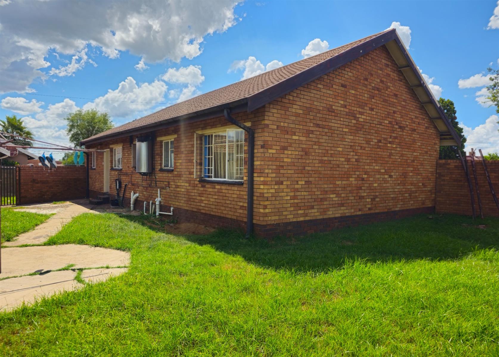 House For Sale in Tasbet Park Ext 3, Tasbet Park, Witbank