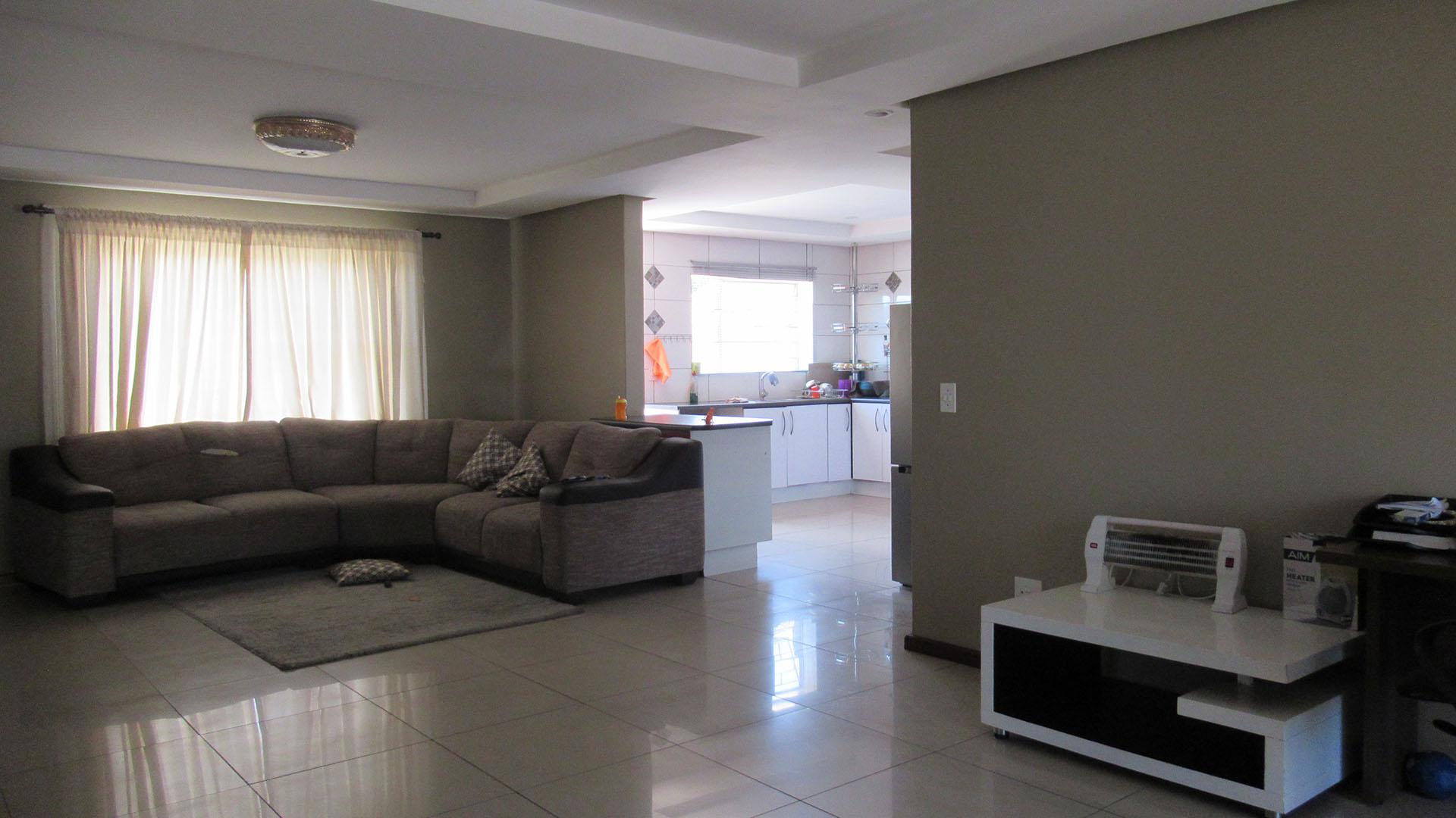 House For Sale in Townsview, Johannesburg