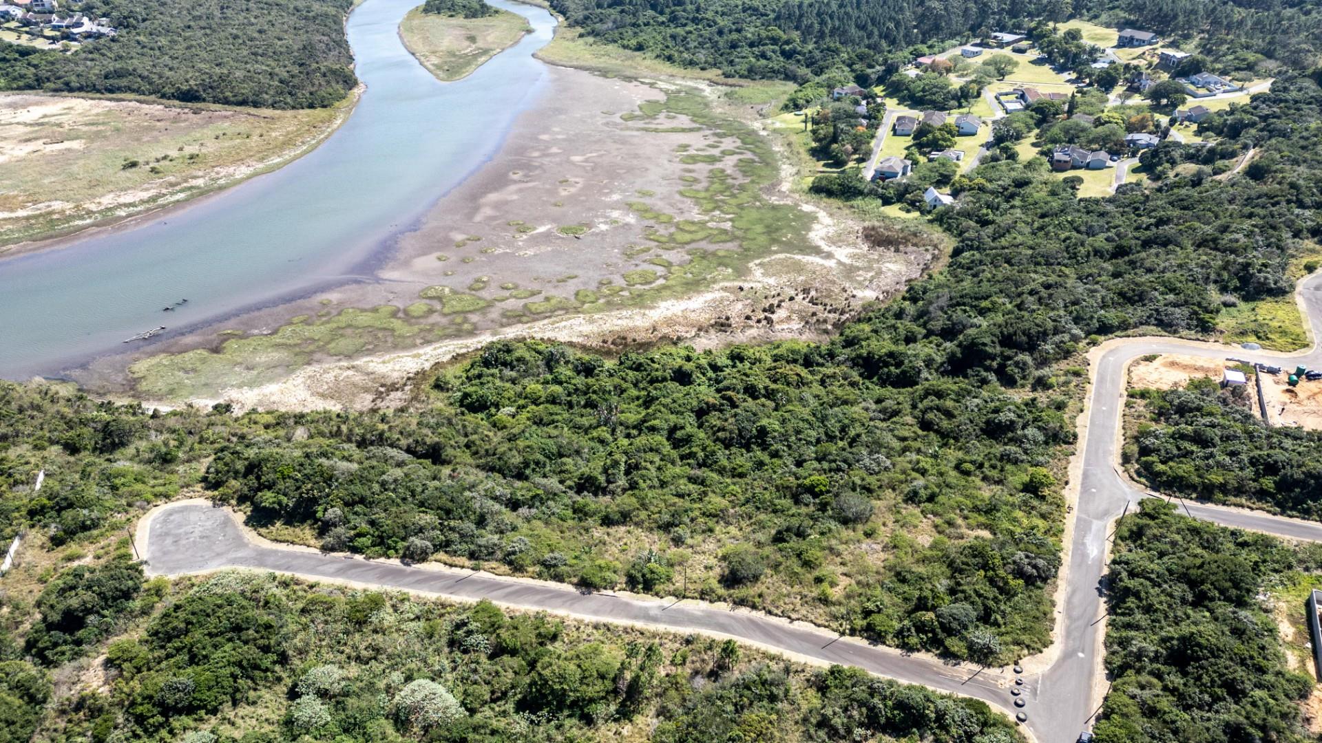 Vacant Stand for Sale - Bonza Views, Quenera