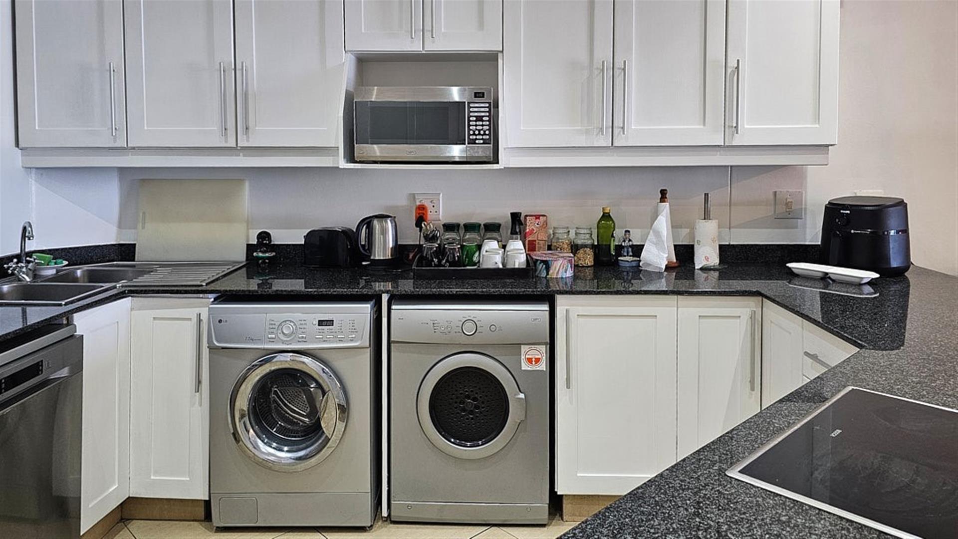 Apartment For Sale in Uvongo Beach, Margate, KwaZulu Natal