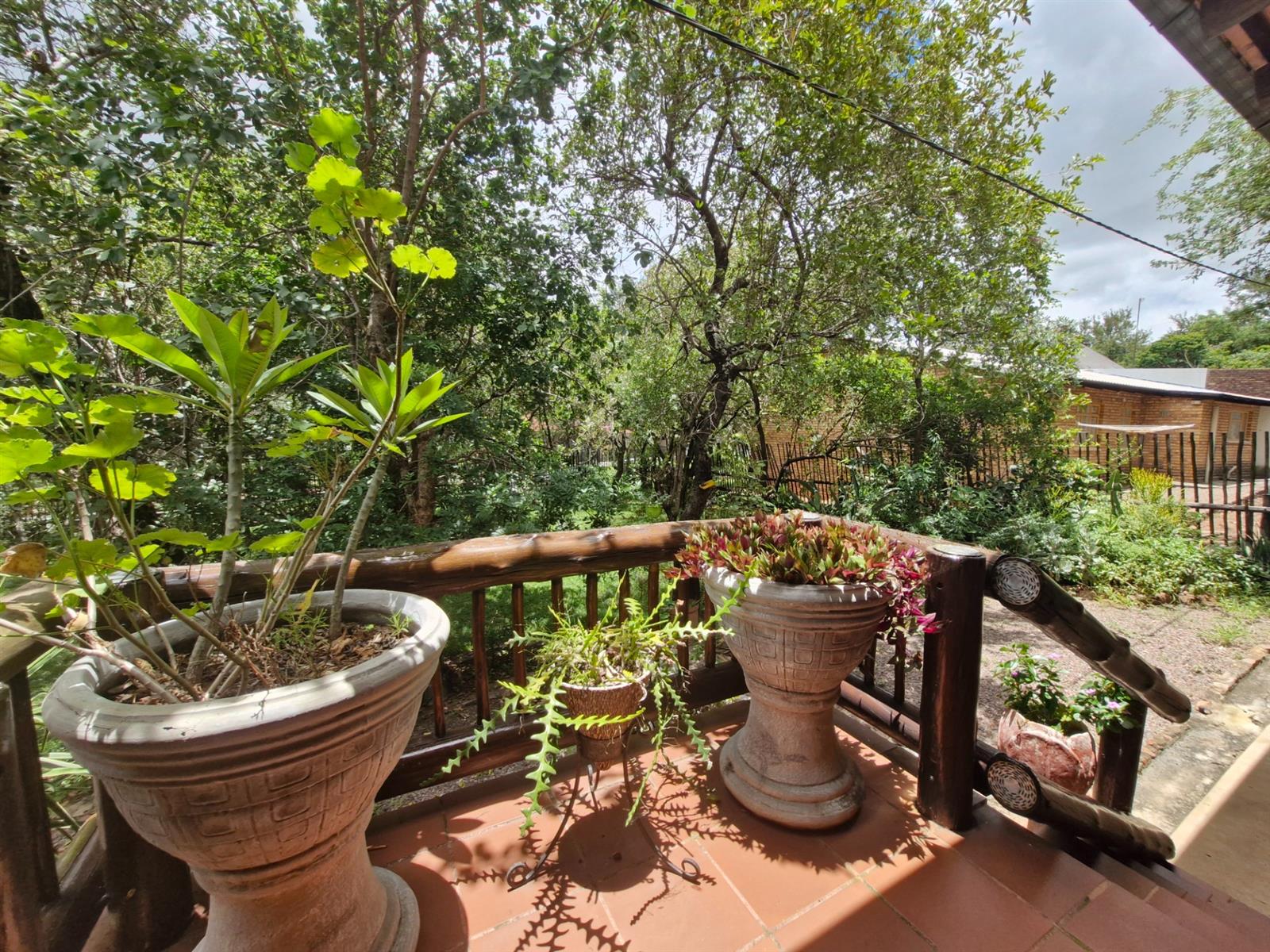 Very well-appointed home with outstanding entertainment area