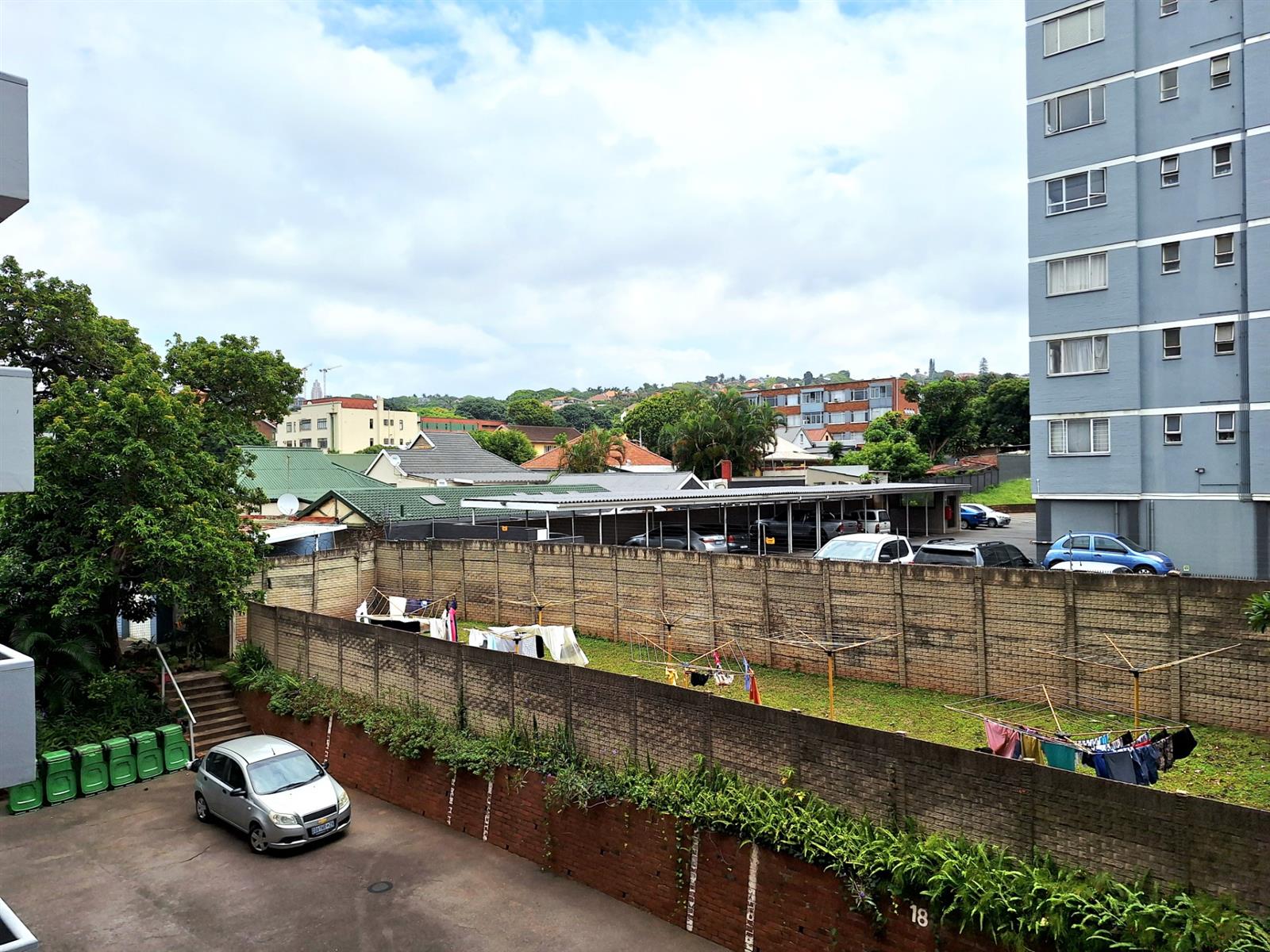 Freshly painted, Spacious 2  bedroom Apartment For Sale in Bulwer, Durban, KwaZulu Natal