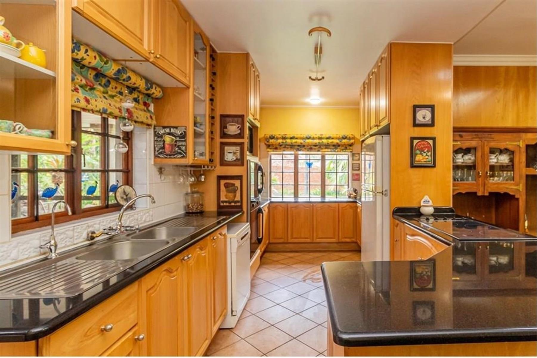 UNMATCHED INVESTMENT: Potential Rental Income R90 000 per month!