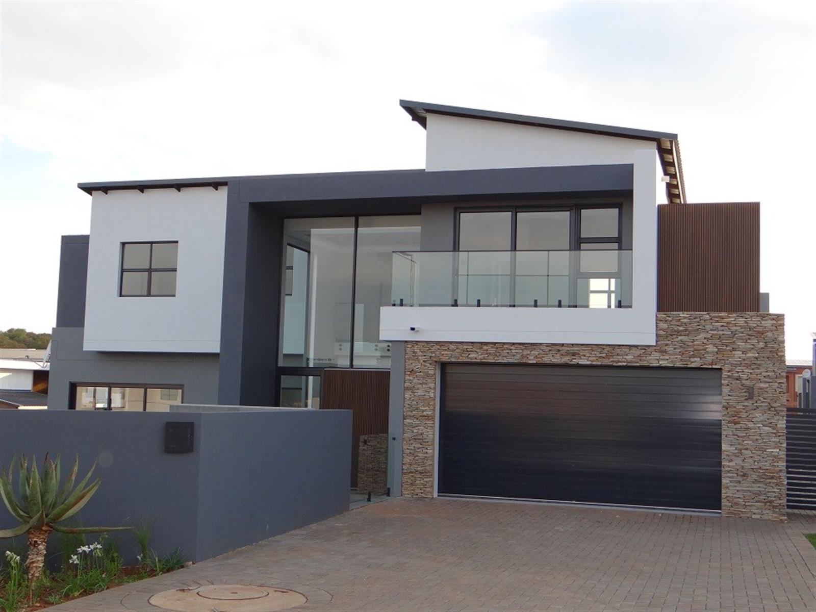 5 Bedroom House For Sale in Fountainbrook Estate, Midstream Estate, Centurion