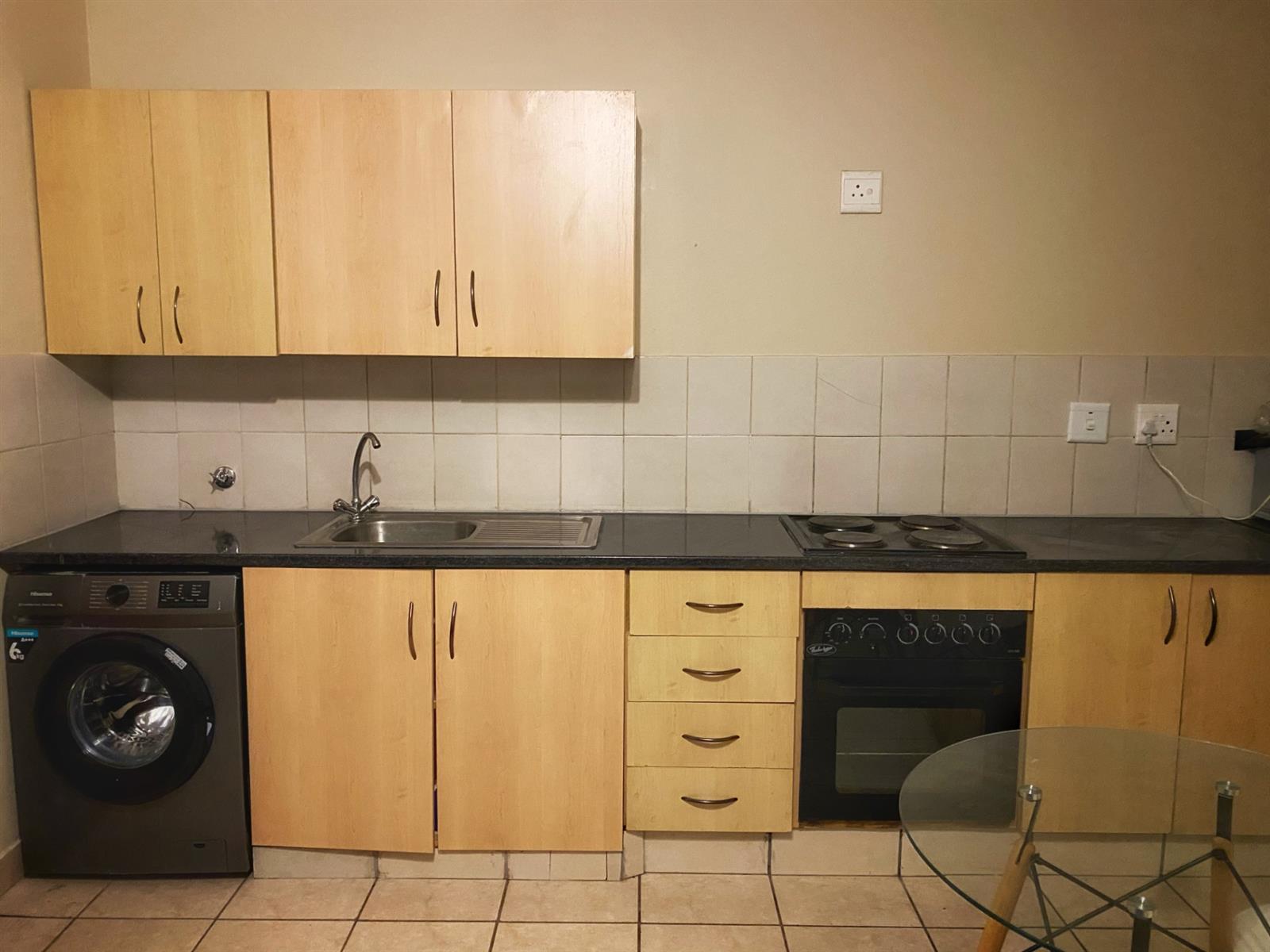 Apartment For Sale in Honeydew, Roodepoort