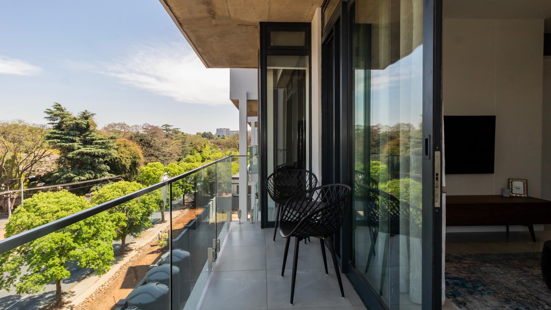 Apartment To Rent in Houghton Estate, Johannesburg