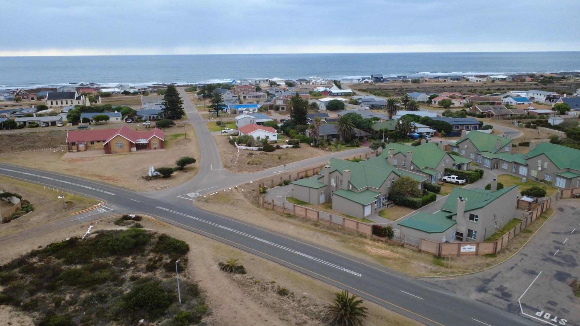 Townhouse for sale in Gouritsmond, 713 Die Mond, Die Mond, 1 Voortrekker, Gouritsmond, Western Cape