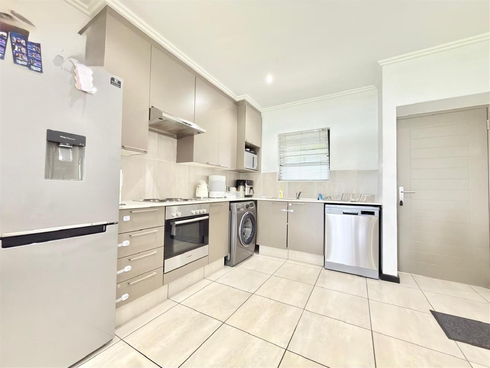 2Bed Ground Apartment in Lonehill