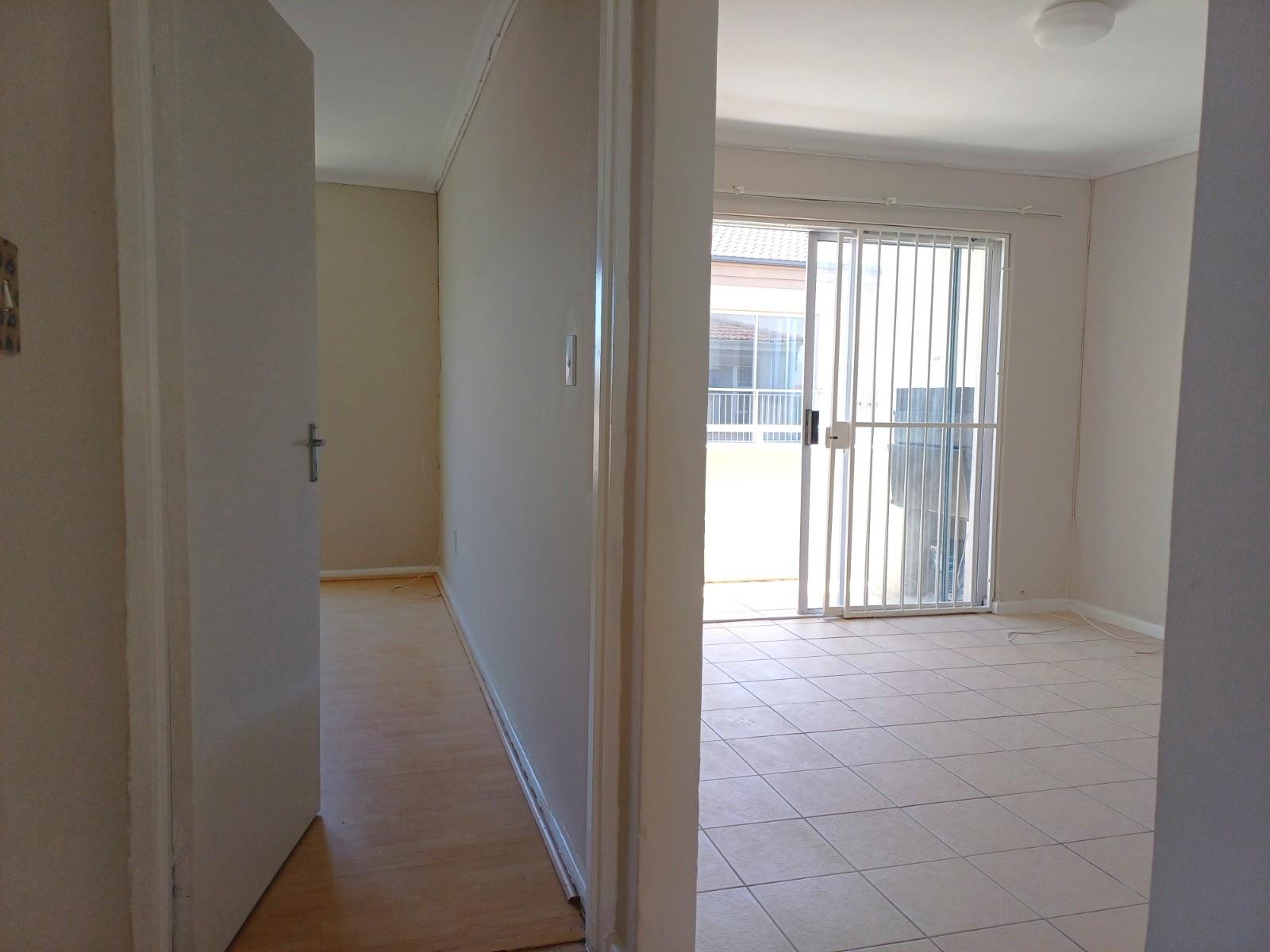 Apartment for sale in Parklands, Blouberg, 59 m²