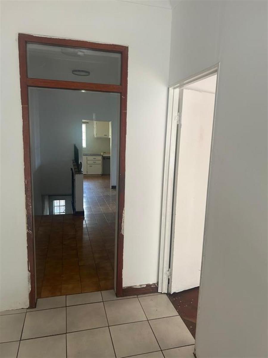 House For Sale in Bezuidenhout Valley, Johannesburg