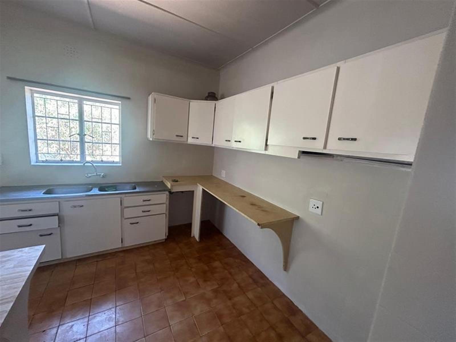 House For Sale in Bezuidenhout Valley, Johannesburg
