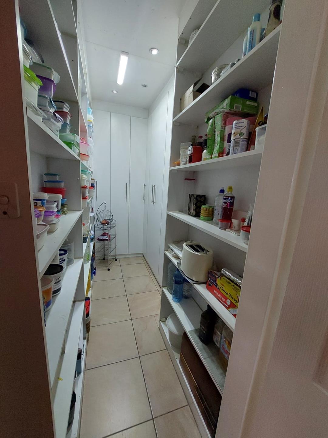 4-Bedroom House For Sale in Vanderbijlpark SE, Vanderbijlpark