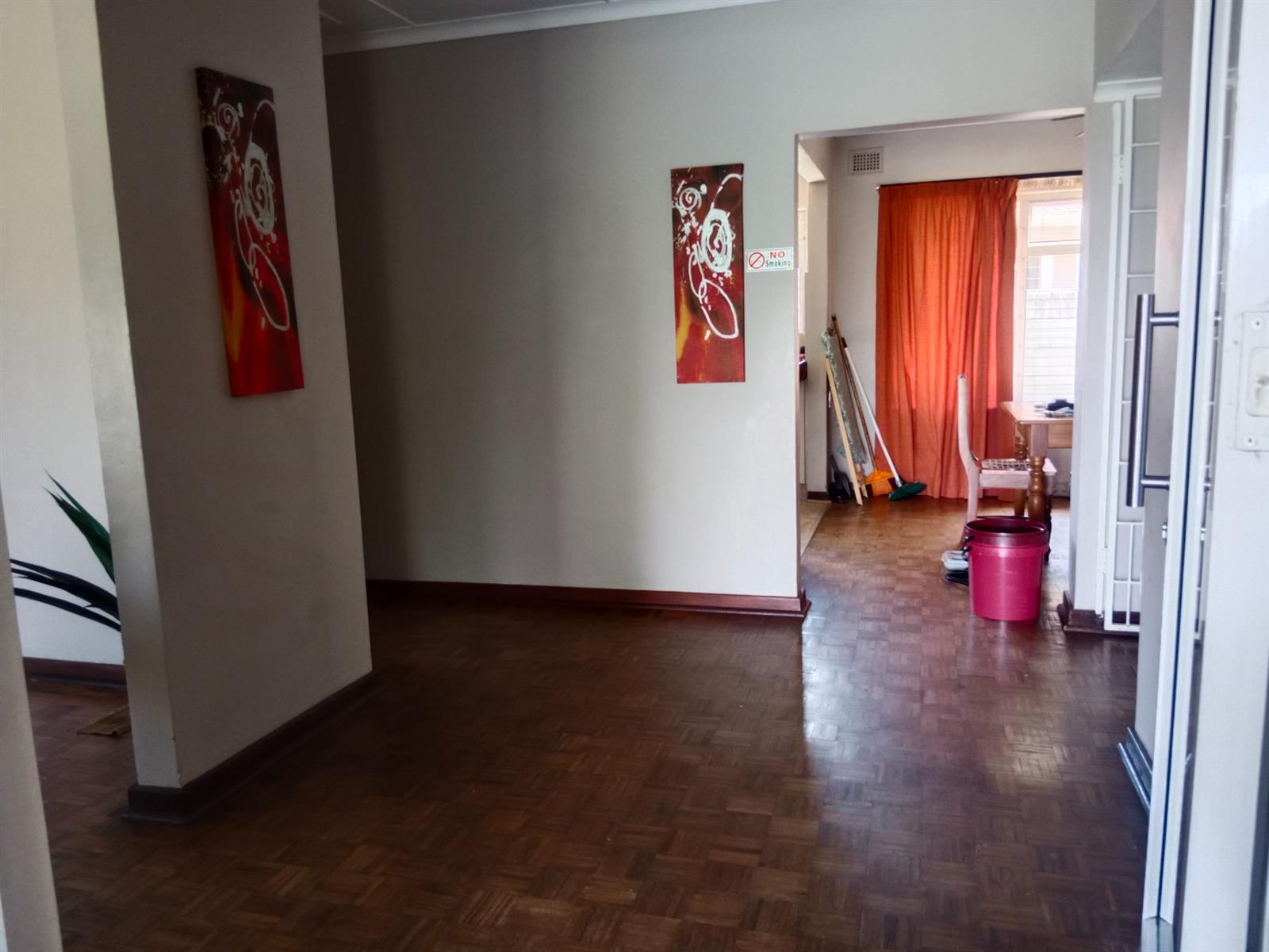 6 bedroom House For Sale in Amanzimtoti, KwaZulu Natal