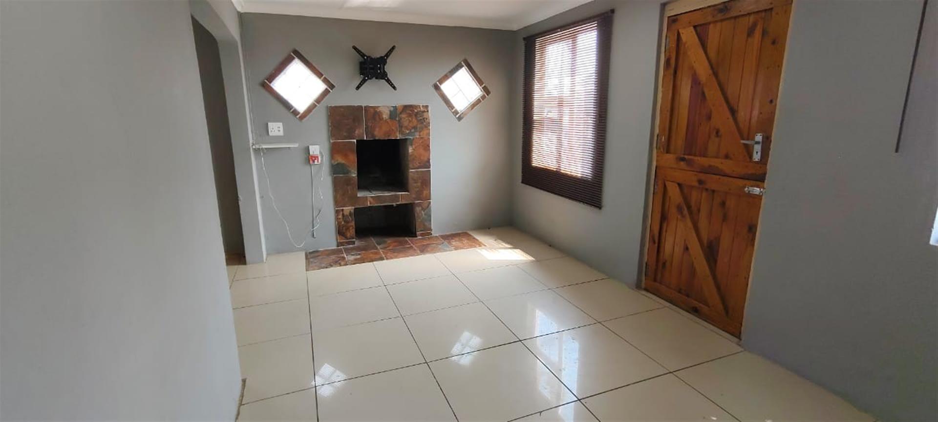House for rent in George, 180 m²