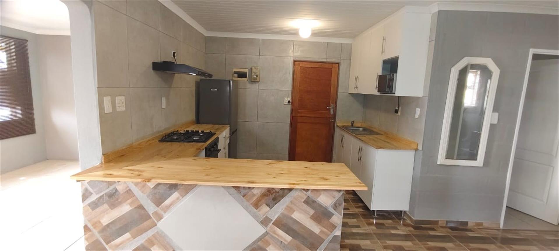 House for rent in George, 180 m²