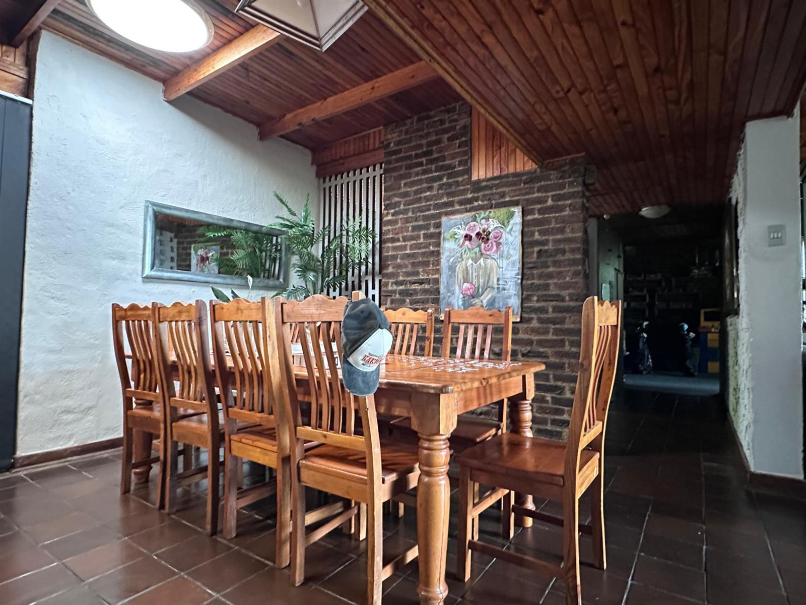 Spacious 5-Bedroom Family Home with Extensive Garaging and Entertainment Area.