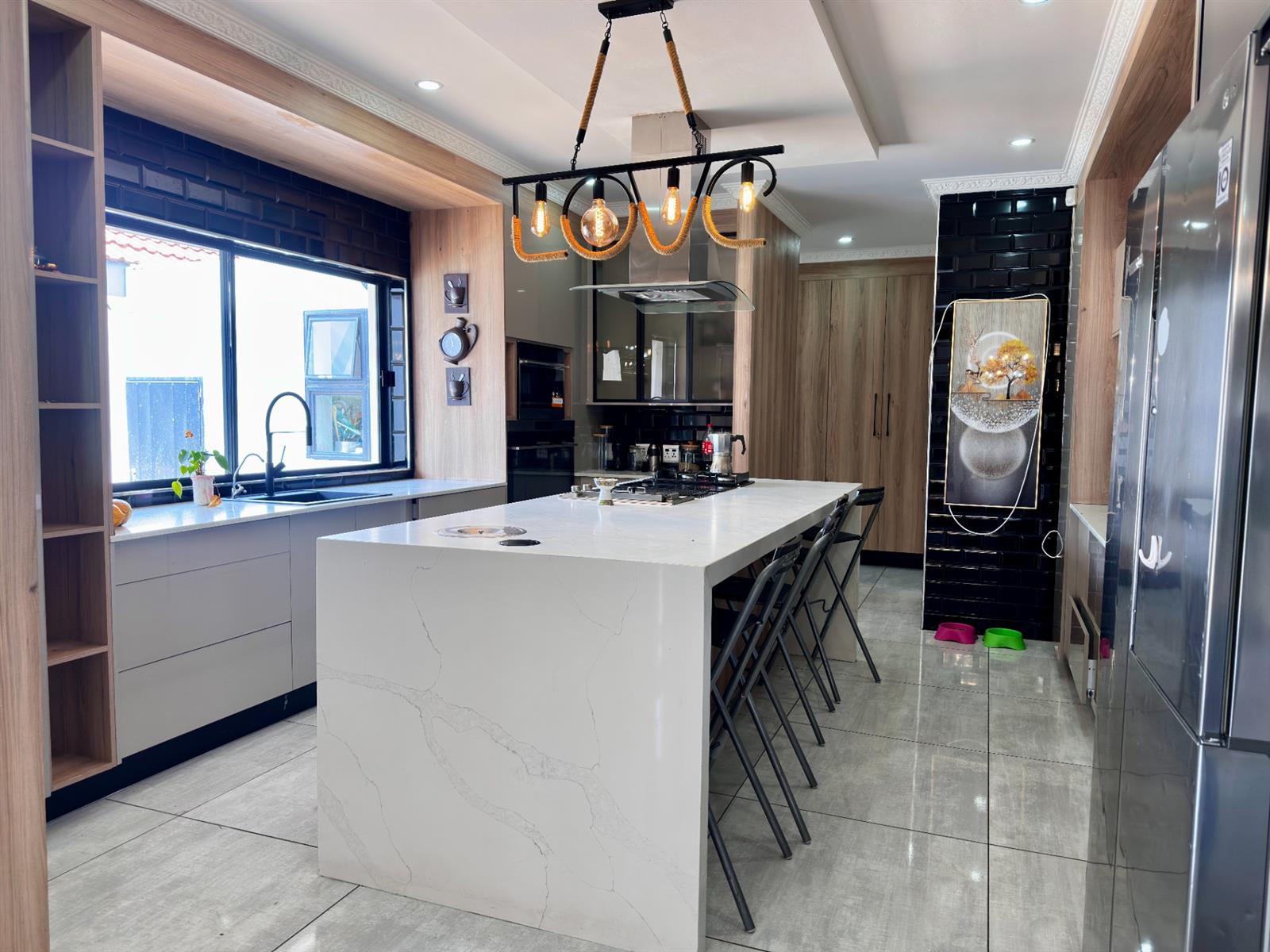 House For Sale in Waterkloof Ridge, Pretoria