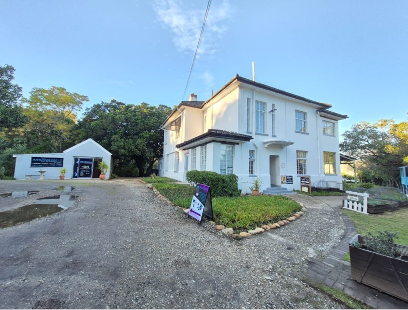 4,48Ha with income generating building For Sale in Knysna Central, Knysna