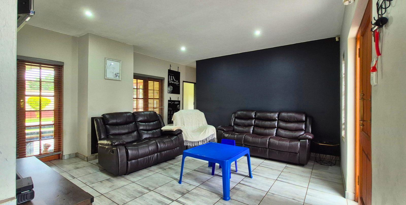 House For Sale in Moreleta Park, Pretoria