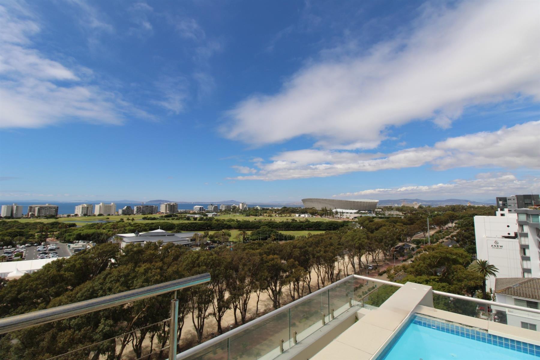 EXCEPTIONAL LUXURY PENTHOUSE | GREEN POINT