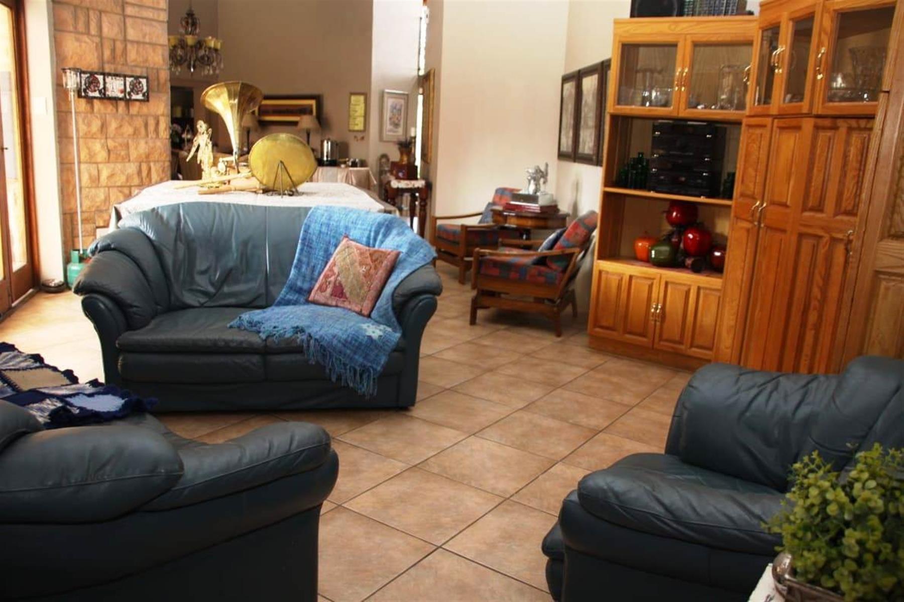 STEP INTO STYLE - A Modern Double-Storey Masterpiece