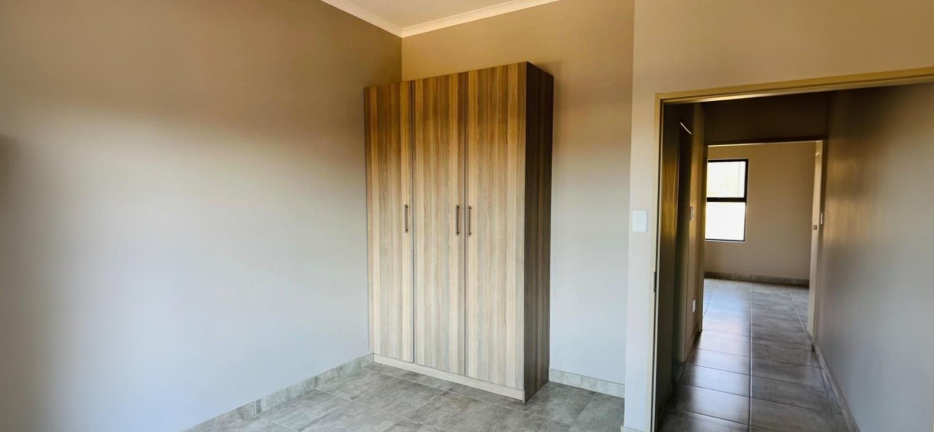 Townhouse For Sale in Die Heuwel Ext 2, Die Heuwel, Witbank