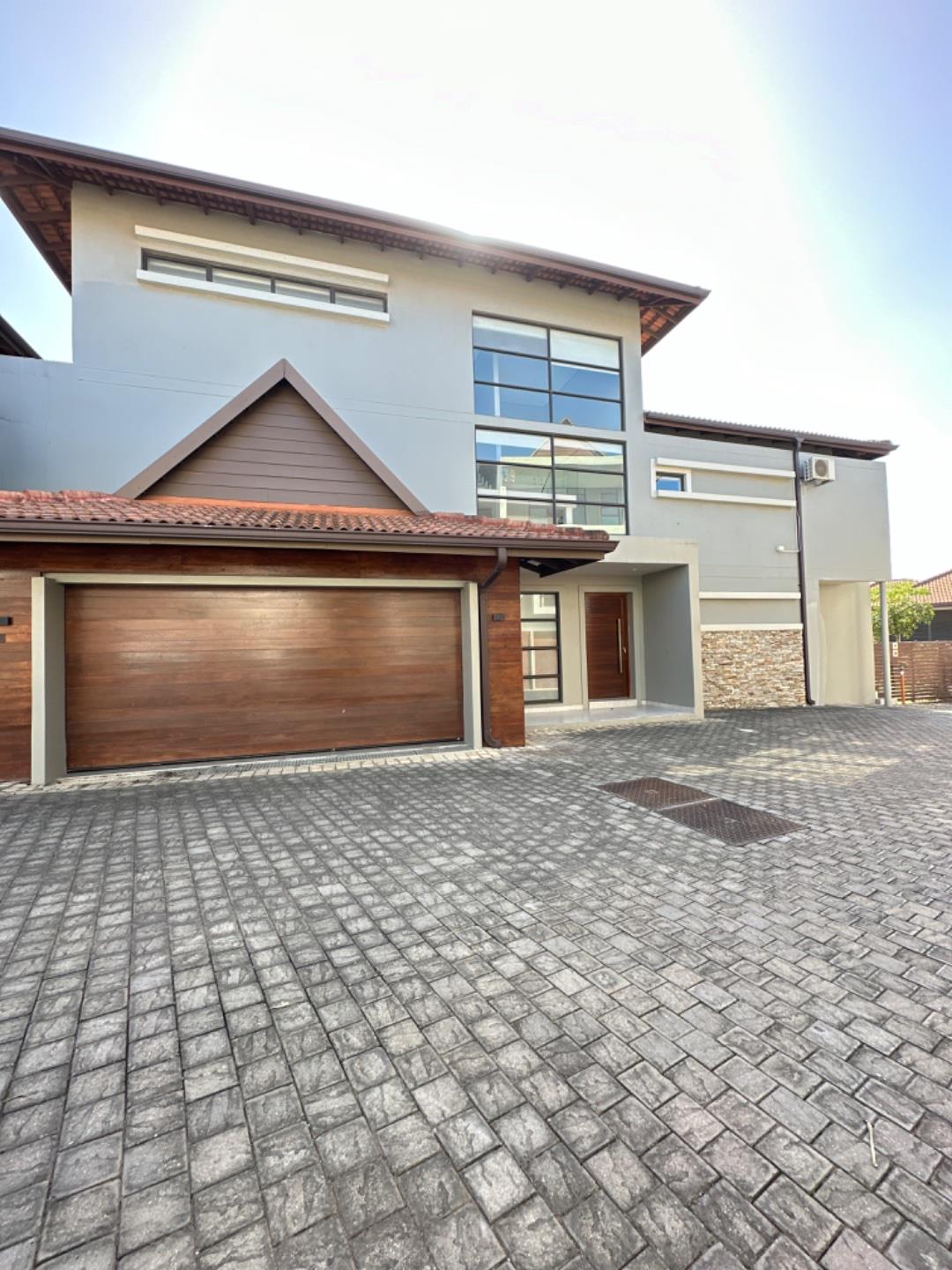 House For Sale in Izinga, Umhlanga, KwaZulu Natal
