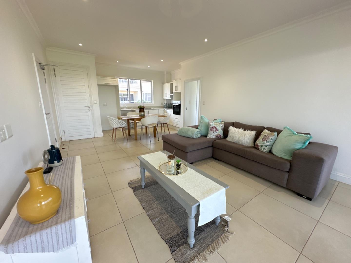 House For Sale in Kindlewood Estate, Mount Edgecombe, KwaZulu Natal