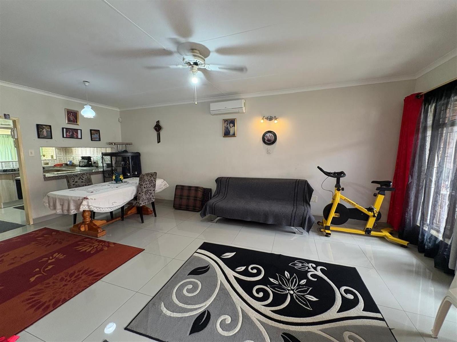 Exclusive 3-Bedroom Townhouse for Sale in Newcastle Central