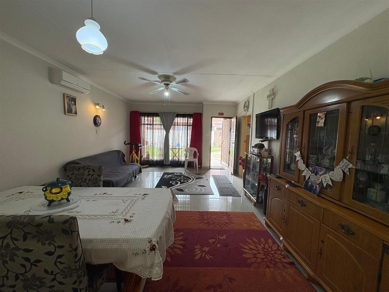 Exclusive 3-Bedroom Townhouse for Sale in Newcastle Central