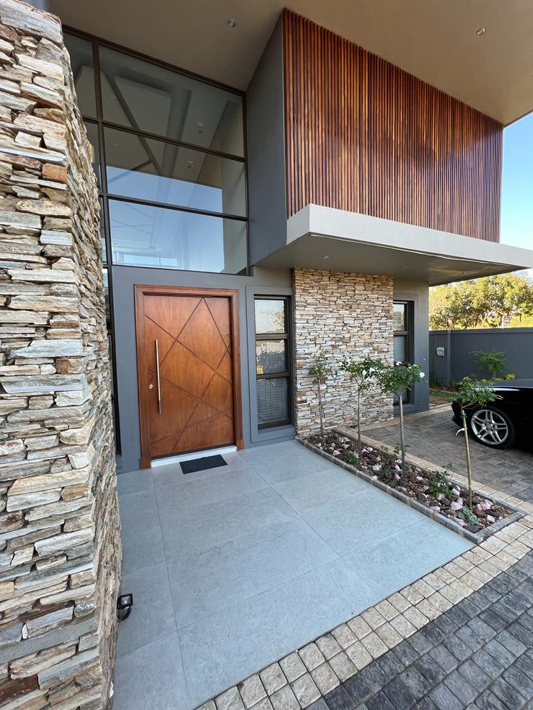 House For Sale in Izinga, Umhlanga, KwaZulu Natal