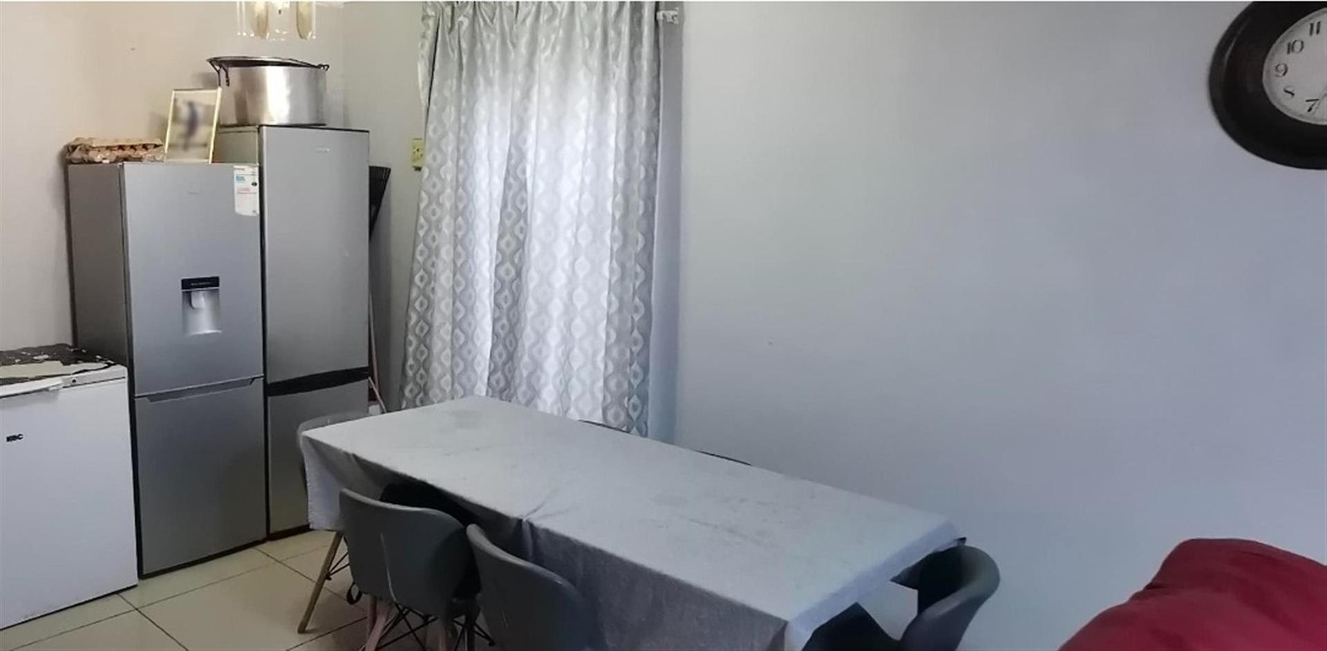 House For Sale in Thistle Grove, Kinross, Secunda