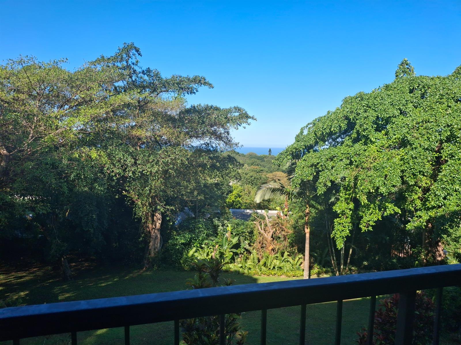 Stylish Fully Furnished 2-Bedroom Apartment