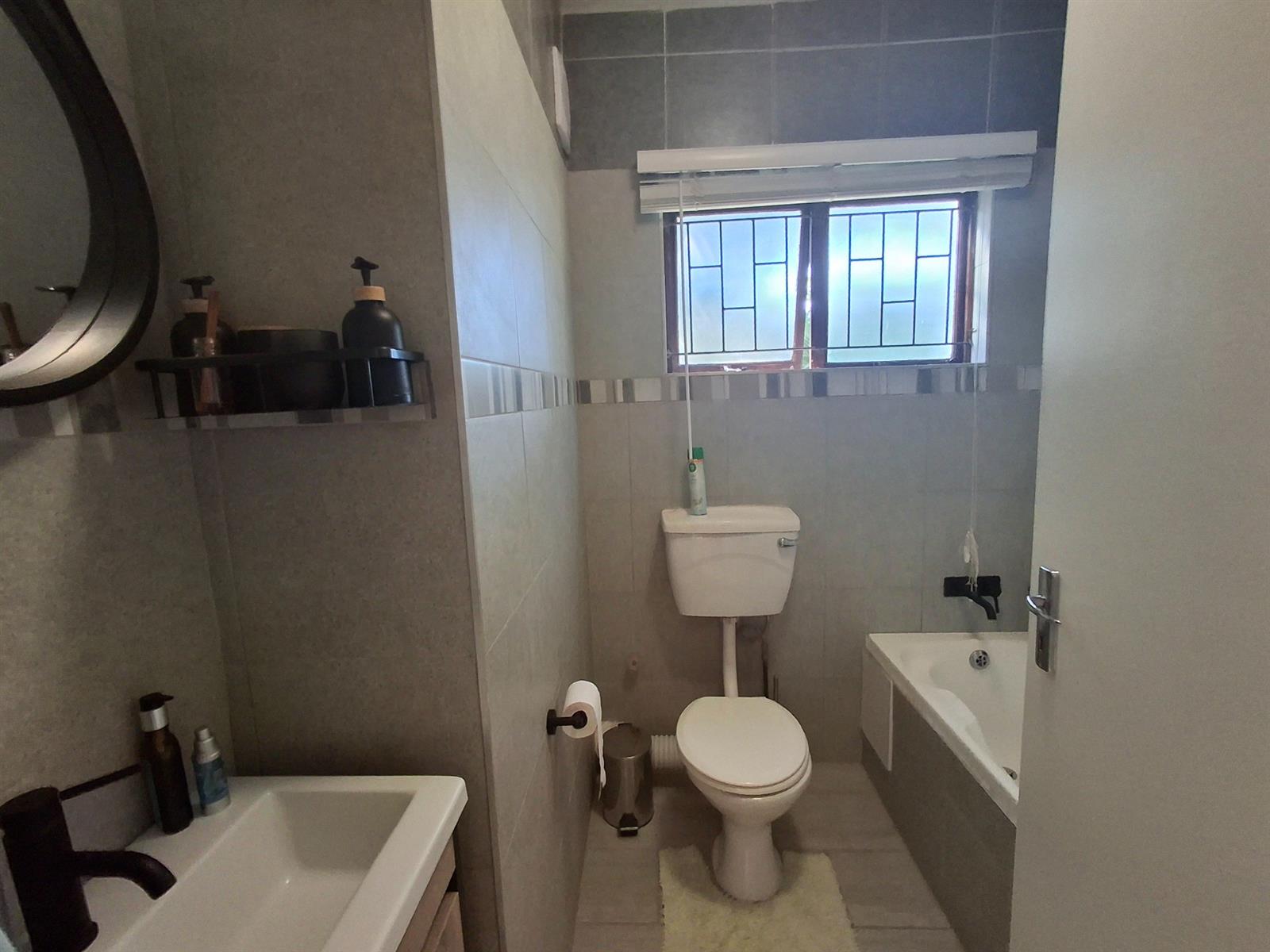 Stylish Fully Furnished 2-Bedroom Apartment