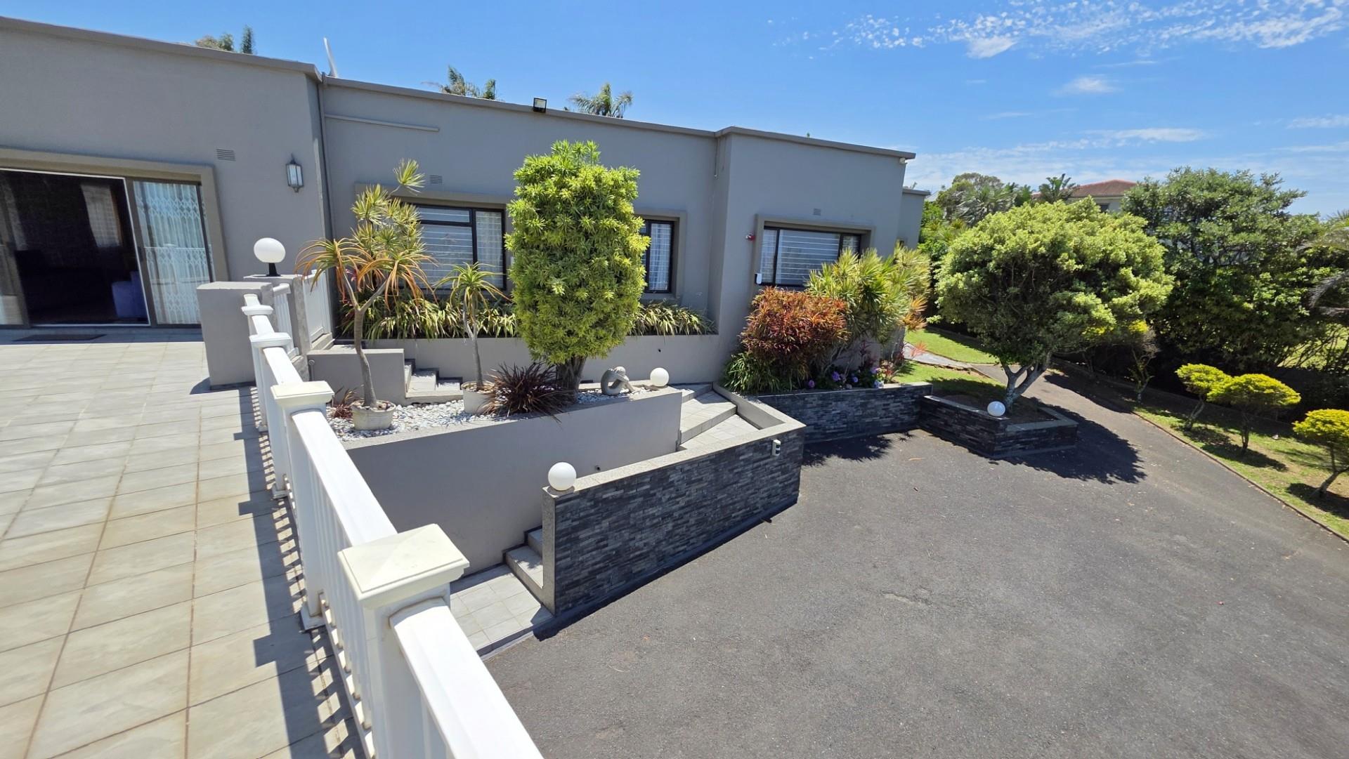 Spectacular 5 bedroom, 3 bathroom home with Panoramic Sea views