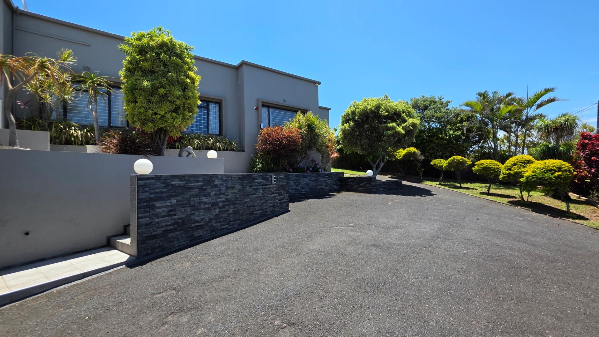 Spectacular 5 bedroom, 3 bathroom home with Panoramic Sea views