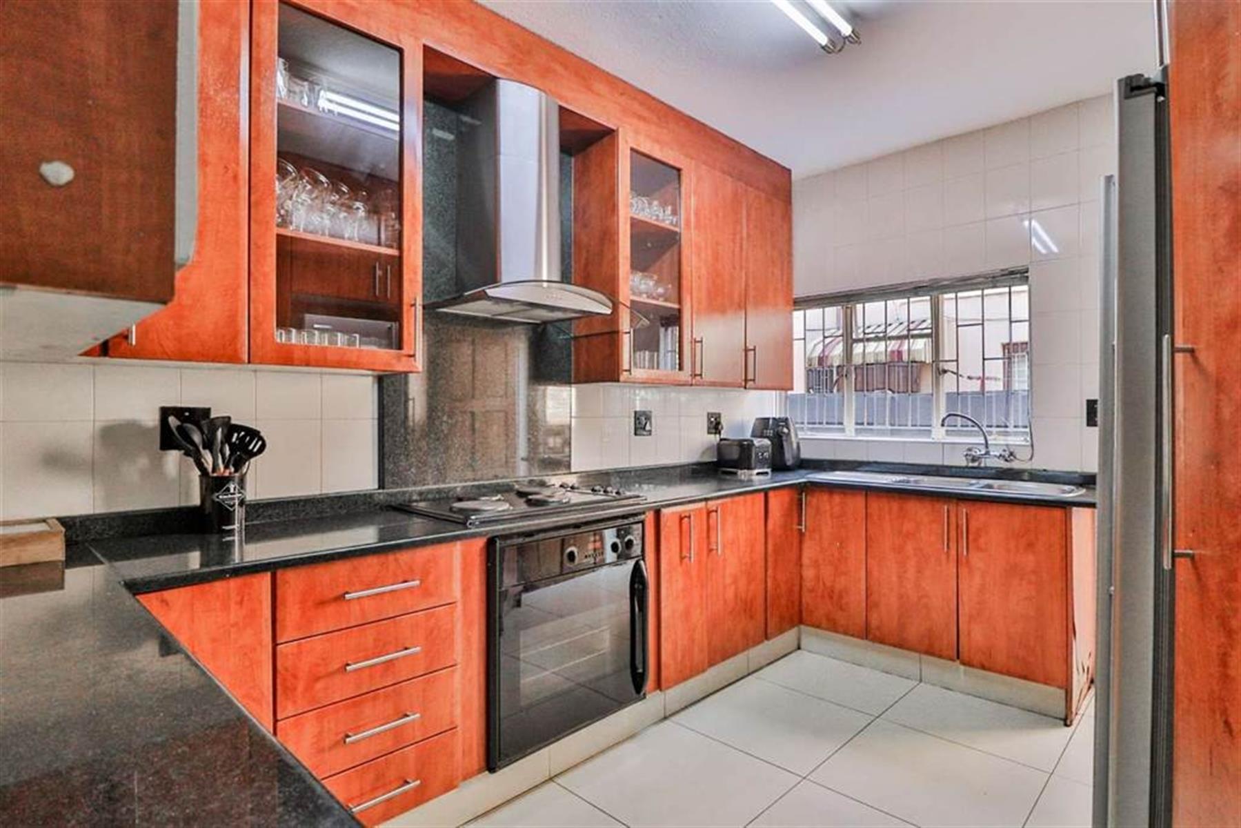 6 Bed Family Home for sale in Actonville