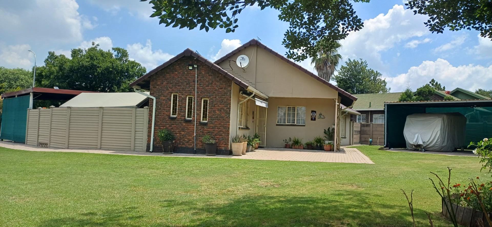 House For Sale in Secunda